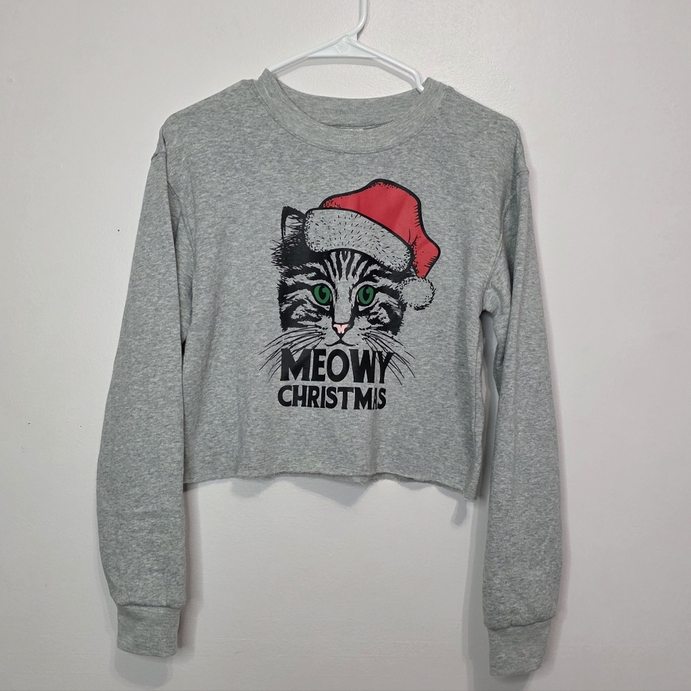 Freeze Gray Christmas Top Cat with Red Santa Hat Cropped Jersey Festive NWT SZ S